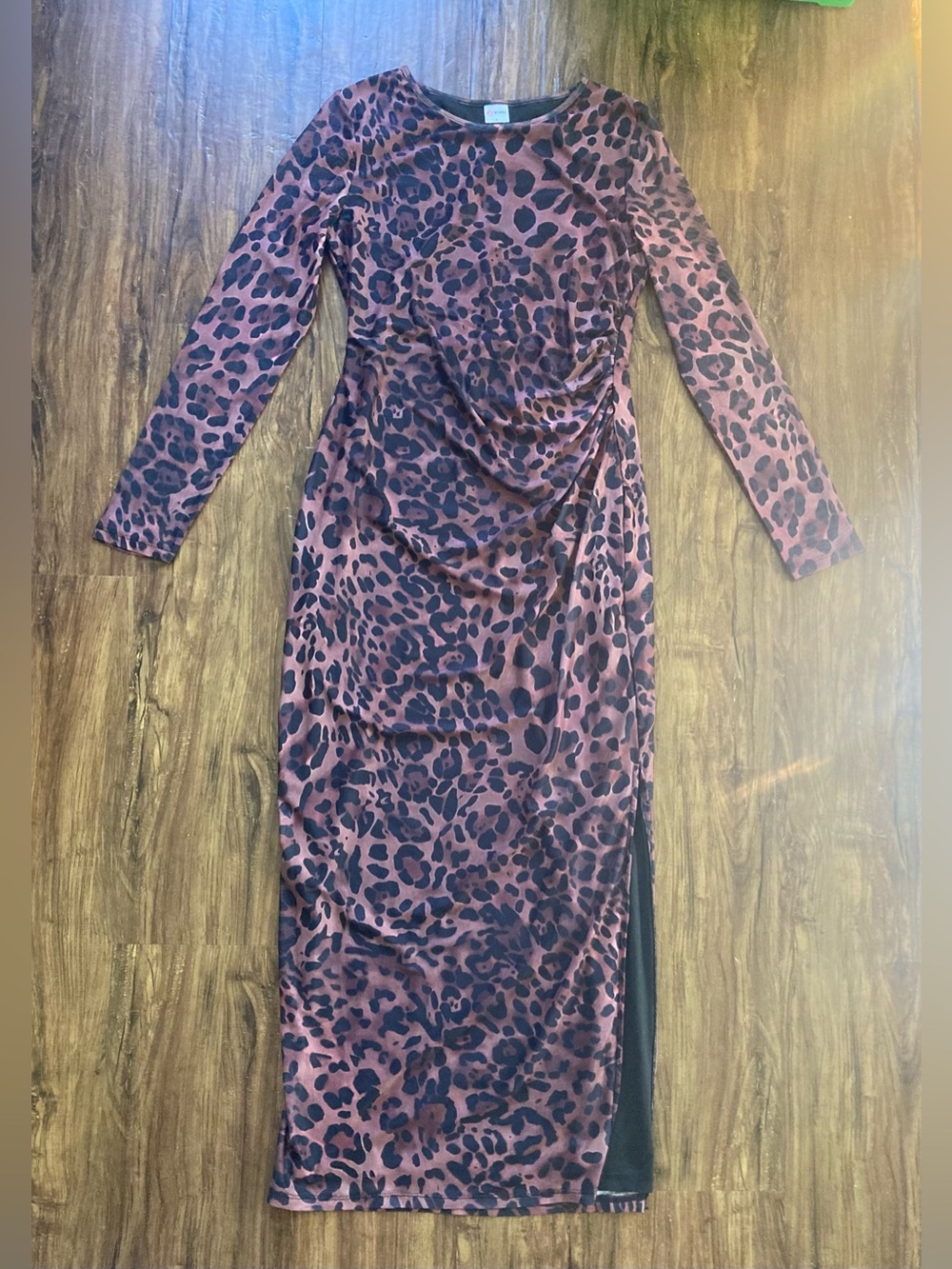 Long Sleeve Black & Brown Leopard Print Bodycon Dress with Slit Women’s Large